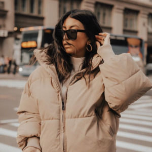 Meet your Posher, Kayla